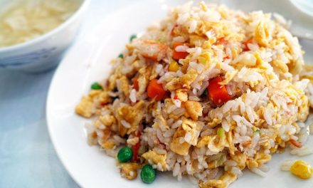 Viral! Nasi Goreng Tanpa Minyak Ternyata Bisa Seenak Ini