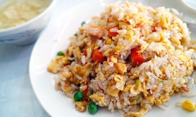 Viral! Nasi Goreng Tanpa Minyak Ternyata Bisa Seenak Ini