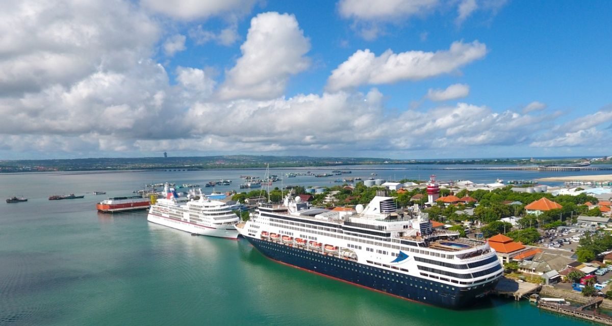 Wow! Pelabuhan Benoa Bali Diserbu Kapal Pesiar Internasional, Ribuan Wisatawan Datang Sekaligus