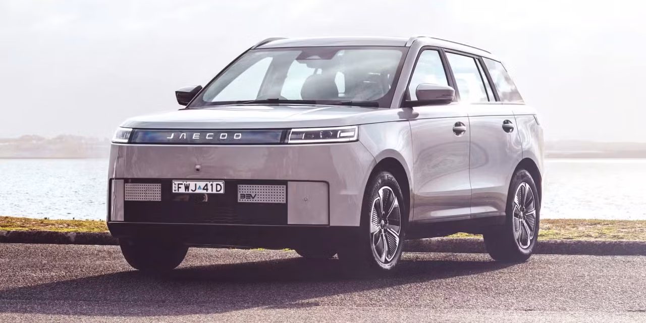 Meledak! Jaecoo J5 Resmi Diproduksi Lokal, Pesanan Tembus 10 Ribu Unit