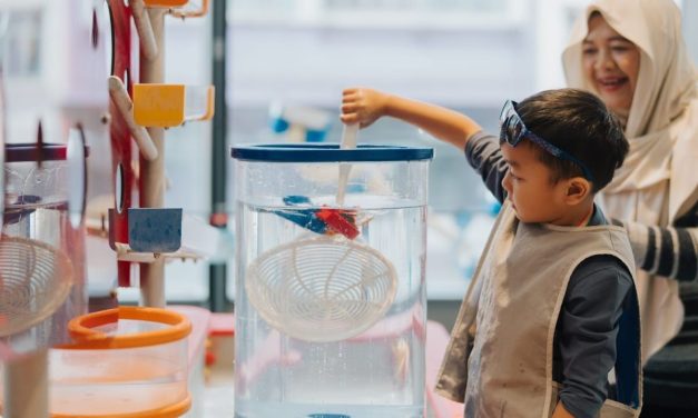 Terungkap! Aktivitas Sains Sederhana Ini Ampuh Dorong Kecerdasan Anak Usia Dini