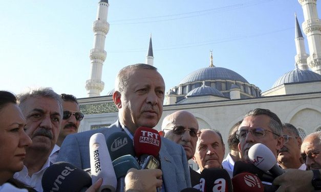 Peristiwa Langka Terjadi, Turki Rayakan Dua Tradisi Besar Sekaligus