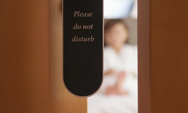 Menginap di Hotel? Waspadai Fasilitas Ini yang Jarang Dibersihkan