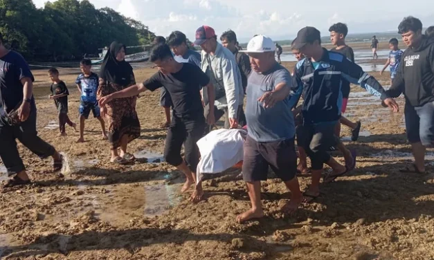 Tragedi di Pantai Alor Tenda Biru: 3 Pengunjung Terseret Arus, 2 Tewas