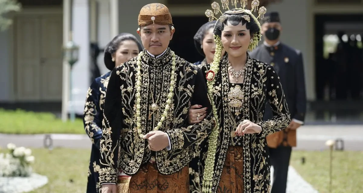 Terungkap! Filosofi Baju Adat Jawa Tengah yang Sarat Nilai Kehidupan