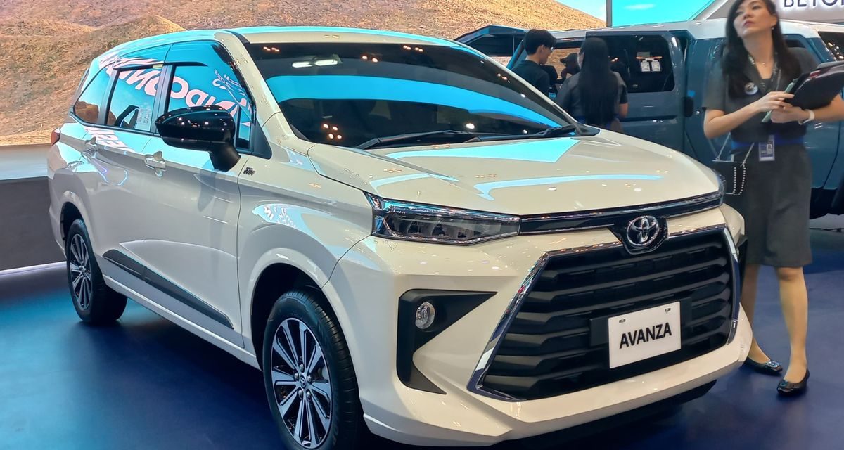 Veloz Meledak 900%! Persaingan LMPV Februari 2026 Semakin Panas