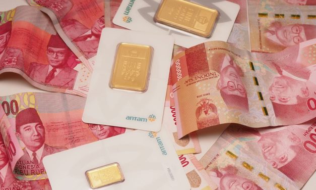 Harga Emas Hari Ini Bikin Kaget: Antam Turun Rp45.000 per Gram