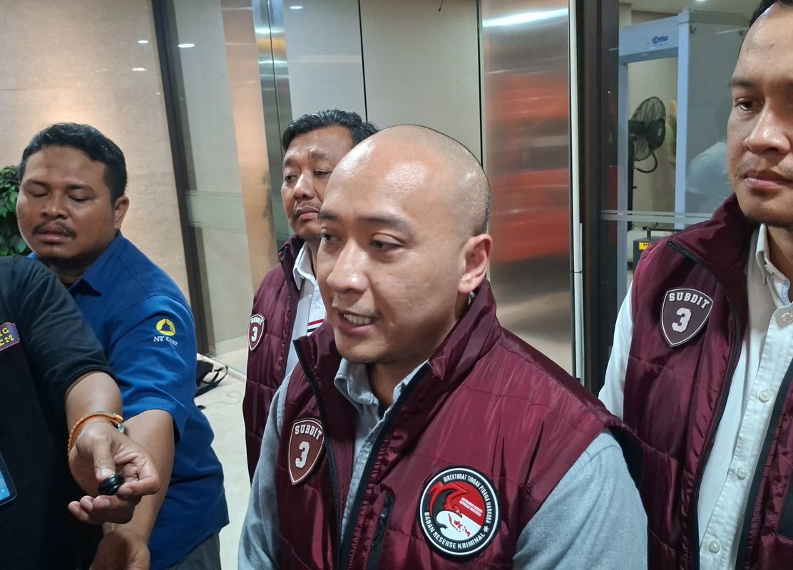 Selebgram APG diperiksa Bareskrim Polri terkait pembelian Whip Pink sebanyak 15 kali untuk merasakan efek fly dari nitrous oxide