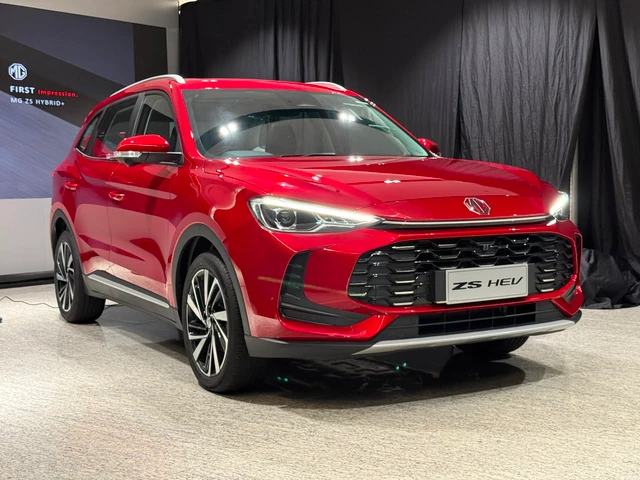 Tampilan MG ZS Hybrid+ terbaru dengan desain modern, mesin hybrid, dan fitur keselamatan ADAS lengkap.