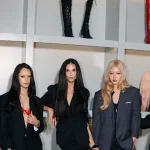 Demi Moore Bikin Terpana, Tampil Elegan di MV KATSEYE