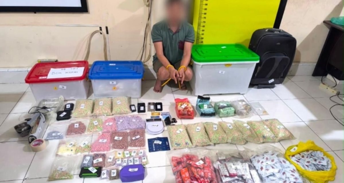 Polisi Bongkar Gudang Narkoba di Pekanbaru, Sita Sabu 4 Kg hingga Puluhan Ribu Pil Ekstasi