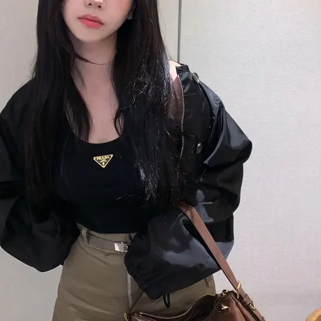 Dua Gaya Rambut Karina aespa, dari Korean Bangs Edgy hingga Classy