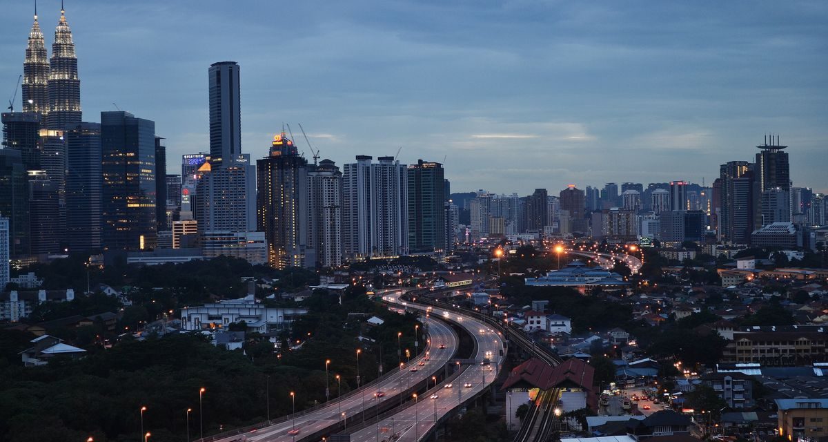 14 WNI Ditahan Imigrasi Malaysia dalam Penggerebekan Sindikat Pekerja Seks di Kuala Lumpur