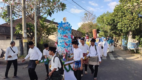 Pawai Ta’aruf Maulid Nabi di Kampung Islam Kepaon Perkuat Tradisi dan Toleransi